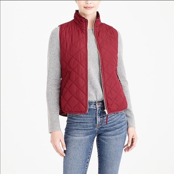 J. Crew Jackets & Blazers - J. Crew Red Ruffle Quilted Puffer Vest Size Small